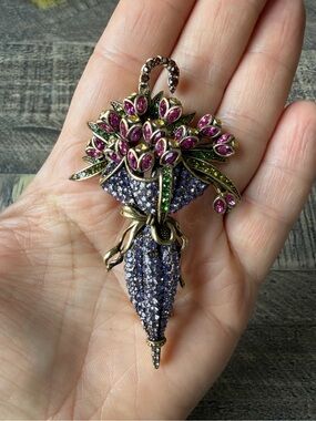 Heidi Daus Purple Parasol Bouquet Brooch
